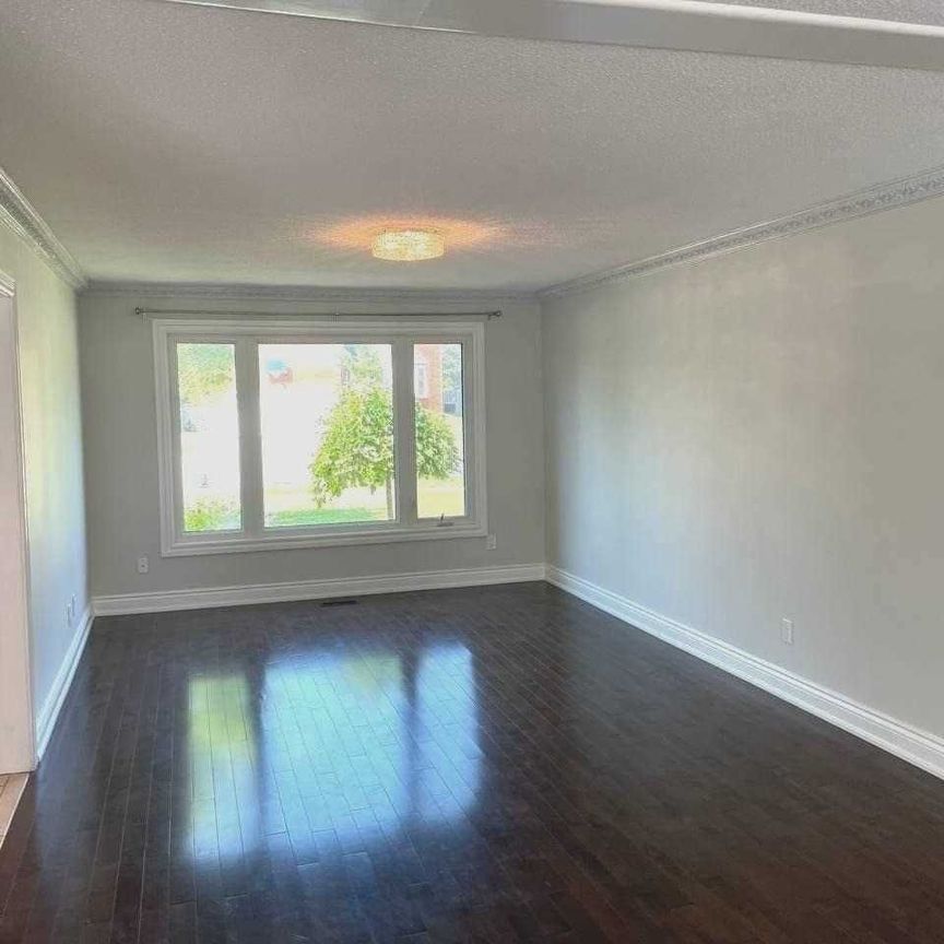 For Lease - 861 Cassie Road, Newmarket, Ontario - Photo 1