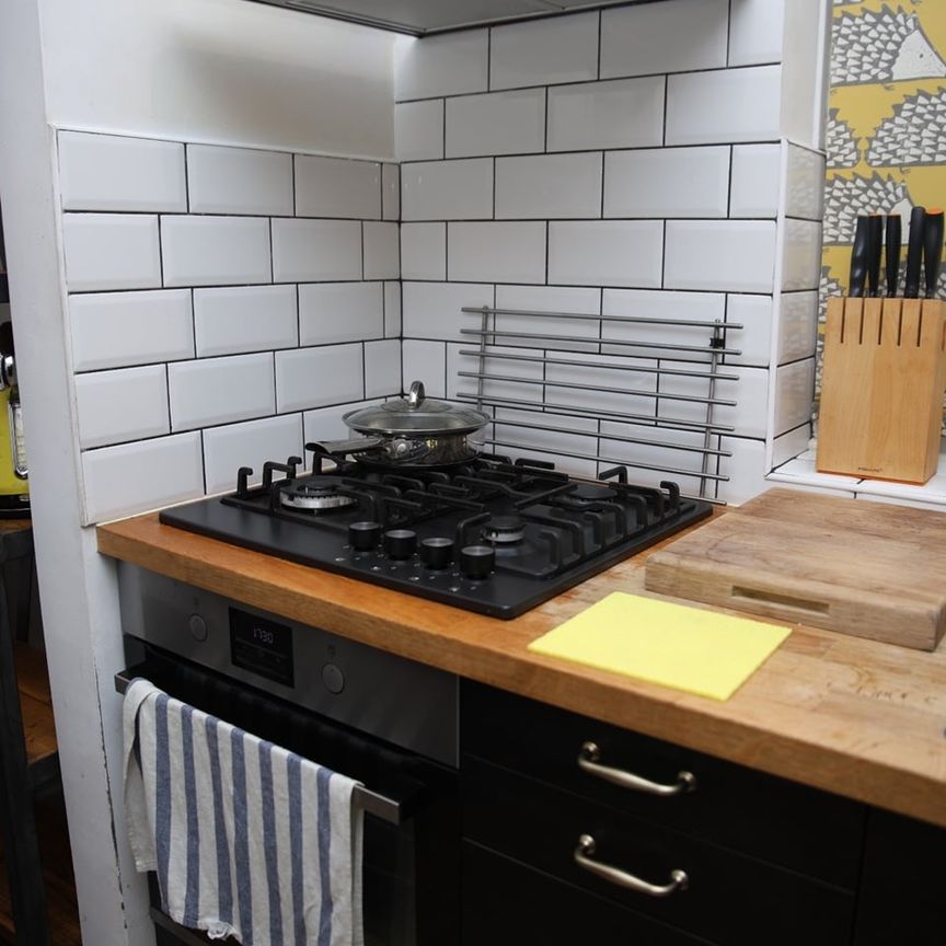 2 Bed Semi-Detached House, Trent Road, LU3 - Photo 1