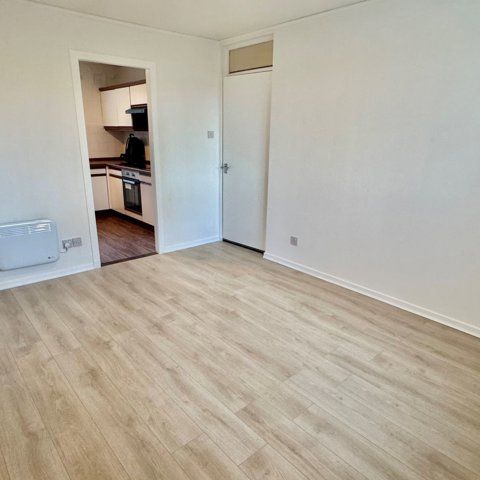 Flat A, 738 Great Northern Road, AB24 2GF, Aberdeen - Photo 1