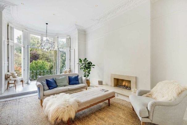 Belsize Park Gardens, Belsize Park, NW3 - Photo 1