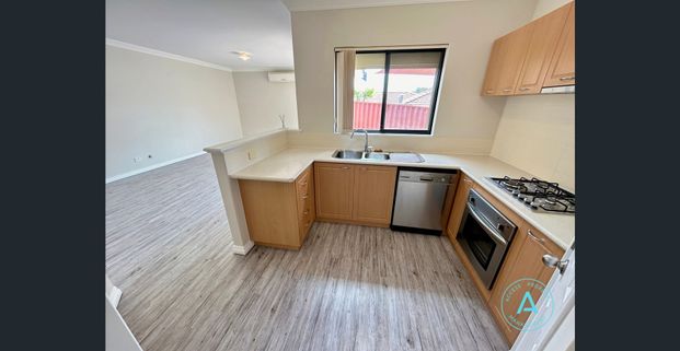 Villa For Rent in East Victoria Park - Photo 1