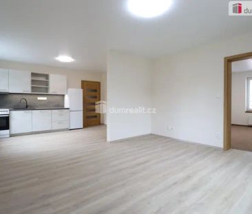 Dlouhodobý pronájem bytu 2+kk v Dalovicích - Photo 2
