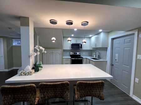 For Lease - 12 Wellesworth Drive, Toronto, Ontario - Photo 2