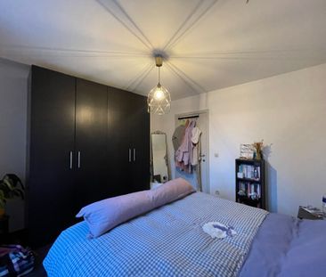 Lichtrijk appartement in nieuwstaat - Foto 3