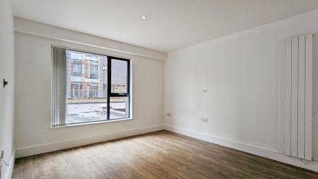 1 bedroom flat to rent - Photo 2