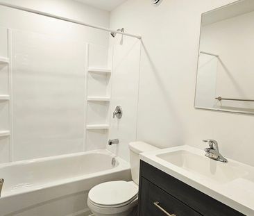 For Lease - 216 Mcarthur Avenue Unit# 02, Vanier and Kingsview Park... - Photo 4