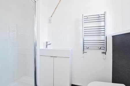 Tierney Road, Streatham, London, SW2 - Photo 4