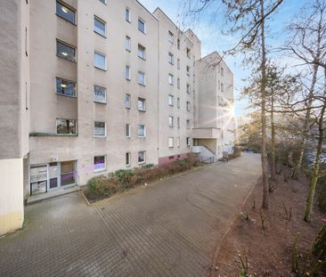 Gut geschnittene Wohnung zu vermieten - Foto 1