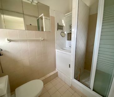 Location Appartement 2 pièces 39m² - Photo 4