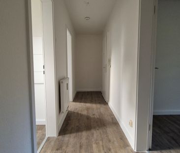 Ideal für Singles – Schicke Dachgeschosswohnung! - Photo 3