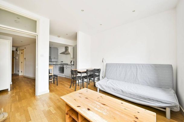 1 bedroom flat to rent - Photo 1