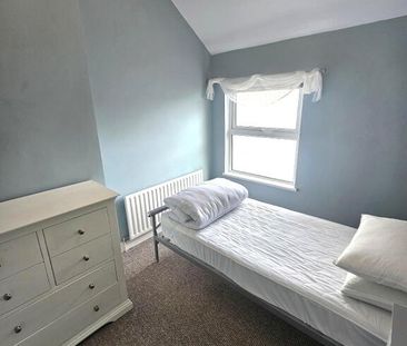 Bonds Street, Waterside, L'Derry, BT47 6EF - Photo 4