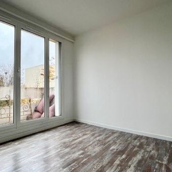 Appartement 4 pièces 63m2 REIMS 600 euros - Photo 1