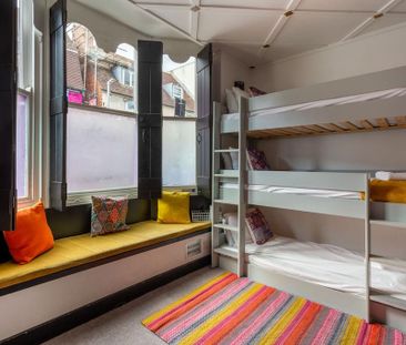 5 bedroom terraced house to rent - Photo 4