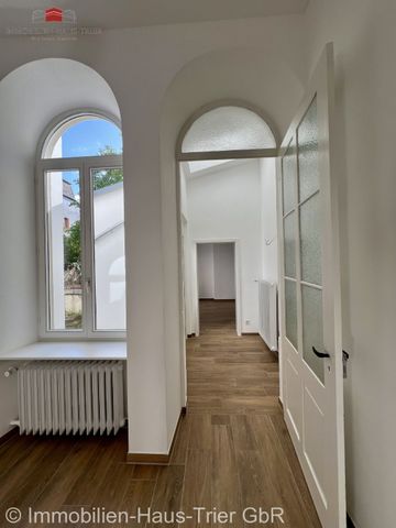 Kernsanierte 2 Zimmer Altbauwohnung im Herzen von Trier - Photo 4