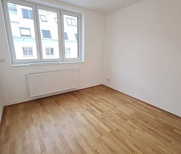 OSPELGASSE, klimatisierte 49 m2 Dachgeschoß, 2 Zimmer, Komplettküch... - Photo 3