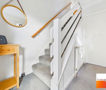 2 bedroom terraced house to rent - Photo 2