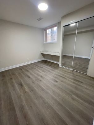 For Lease - 5522 Fleur-De-Lis Court, Mississauga, Ontario - Photo 1