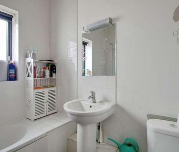 Meadfield Road, Langley, SL3 - Photo 6