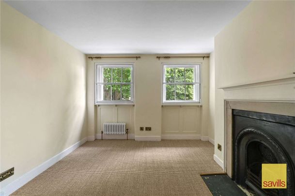 Elegant period house arranged over four floors. - Photo 1