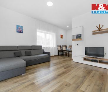 Pronájem rodinného domu 82 m², Tetín - Fotografie 3
