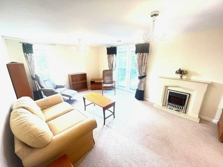 Retirement property to rent on - Photo 3