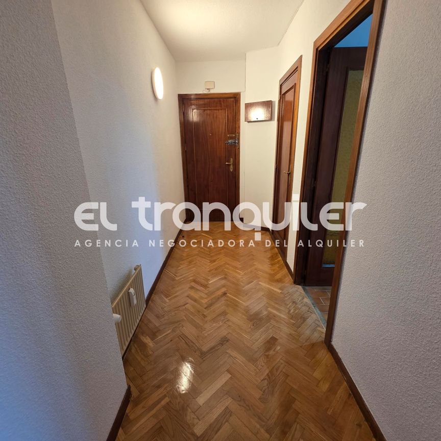 Piso de alquiler en Camino Vinateros, Media Legua - Photo 1