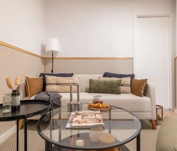 Avinguda de la Mare de Déu de Montserrat, Barcelona, Catalonia 08024 - Photo 5