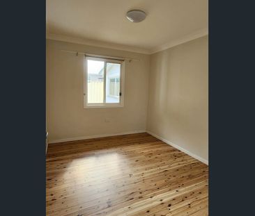 2 BEDROOM IN GREAT LOCATION - Photo 5