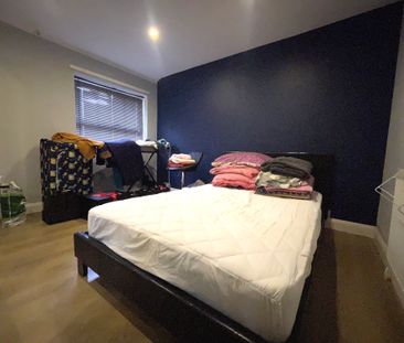 Ridgehurst Avenue, Watford - Photo 4