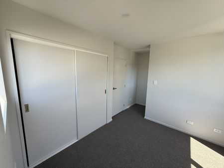 9 Te Ara Wai, Mangere East - Photo 3