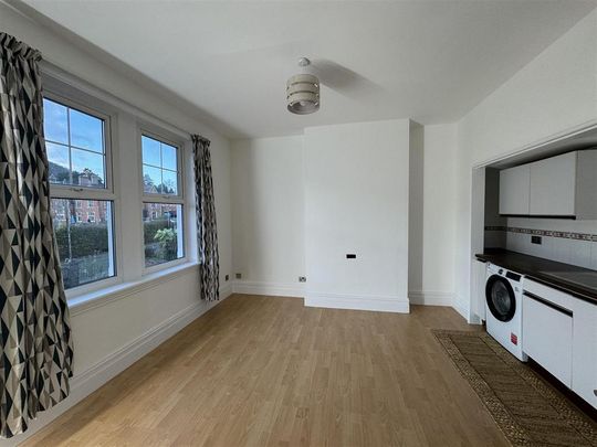 1 bedroom apartment to rent - Photo 1