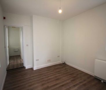 Weston-Super-Mare - Photo 2