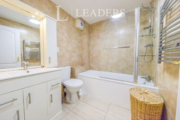 1 bedroom apartment to rent Brooklands Court, Hatfield Road, St. Albans, AL1 - Photo 1