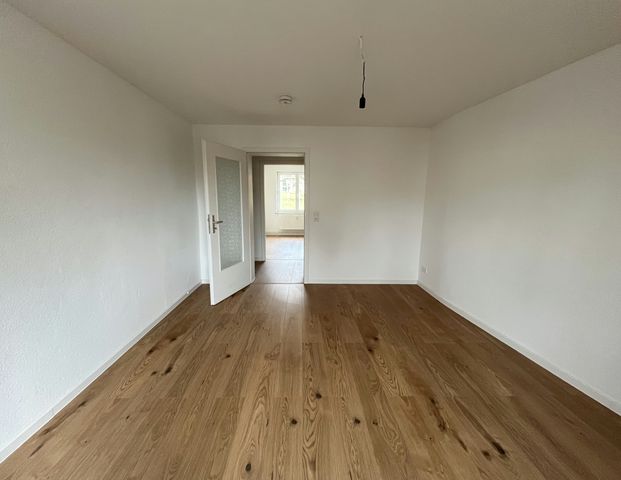 Ruhige Wohnung in Ebersdorf mit Einbauküche - Photo 1