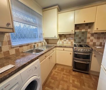 2 bedroom terraced bungalow to rent - Photo 4