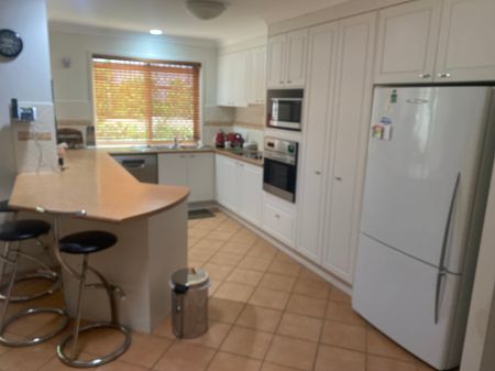 Bridgeman Downs - Photo 4