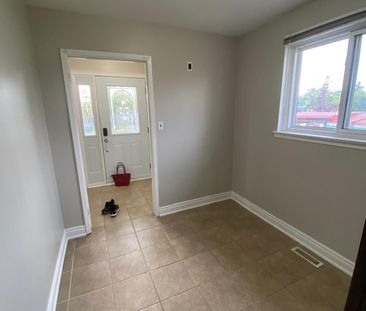 For Lease - 7731 Redstone Road, Mississauga, Ontario - Photo 6