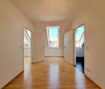Zentrales Stadtleben trifft Raumgefühl: Dachgeschosswohnung mit 5 Z... - Foto 6