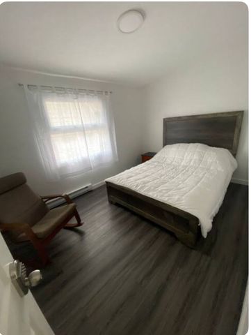 For Lease - 292 Simcoe Street Unit# 2, London East, Ontario - Photo 2