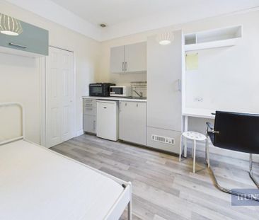 Studio to rent - Photo 3