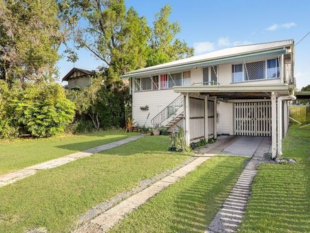 Convenience, Character & Location Combined - Photo 2