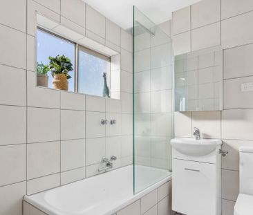 5/113 Devonshire Road, Sunshine VIC 3020 - Photo 2