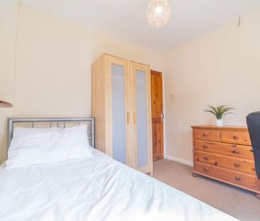 128 Alcuin Avenue - Photo 4