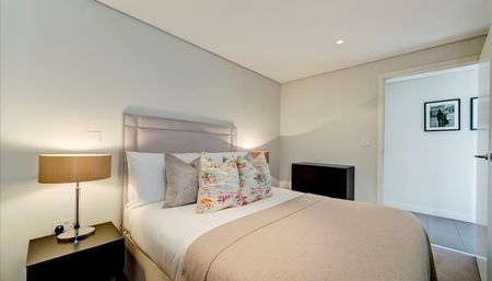 3 Bedroom Flat To Let - Photo 2