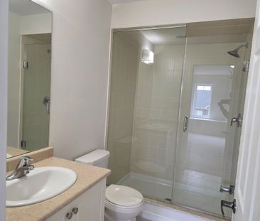 For Lease - 25 Daylight Street, Brampton, Ontario - Photo 6
