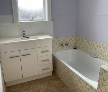 Close to Primary Schools - 3 Bedroom Home - Photo 5