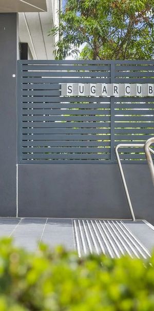 Designer One-Bedroom in Iconic Sugarcube Erskineville - Photo 1
