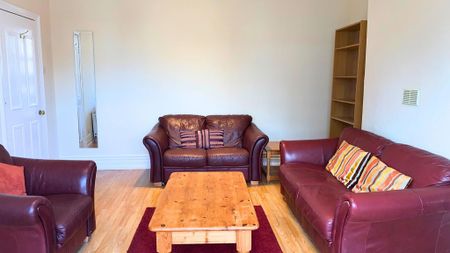 6 bedroom house to rent - Photo 2