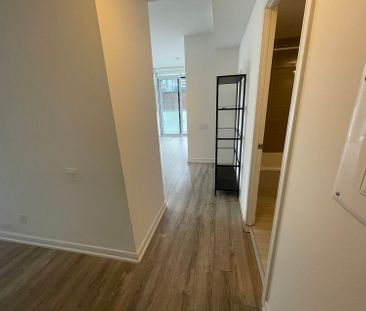 For Lease - 28 Wellesley Street Unit# 809 secondbed, Toronto, Ontario - Photo 6